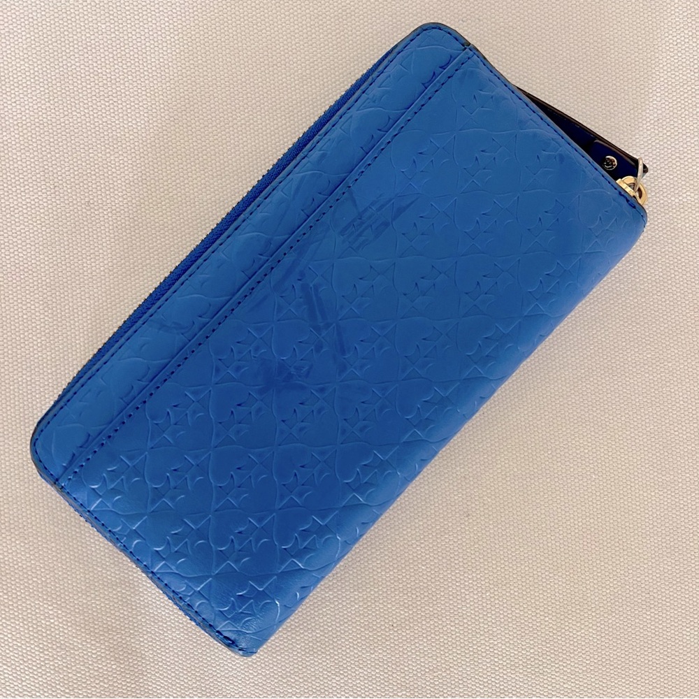 🎉HP🎉 Kate Spade Penn Place Embossed Zip-Around Wallet - Picture 4 of 6